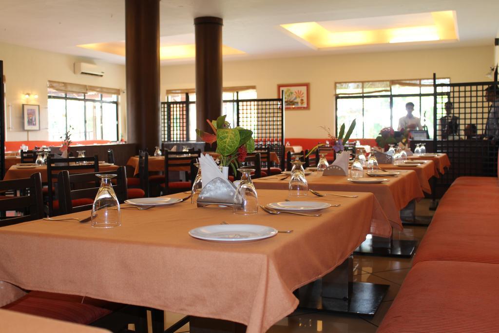 The International Centre Goa Hotel Panaji Ngoại thất bức ảnh