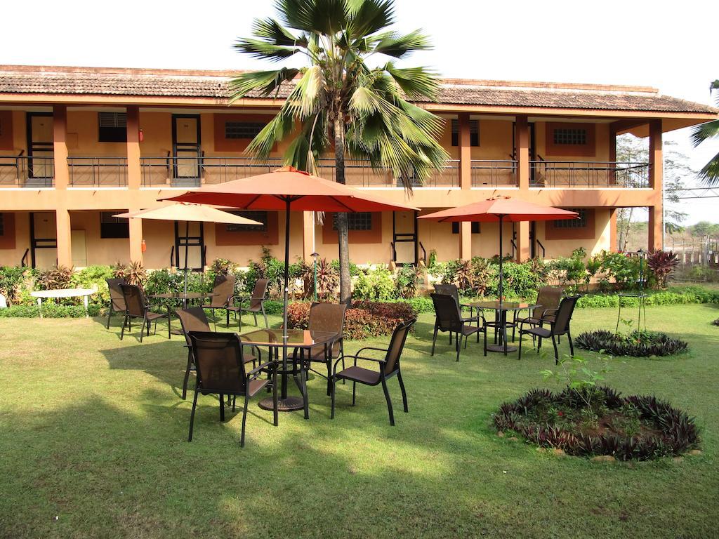 The International Centre Goa Hotel Panaji Ngoại thất bức ảnh