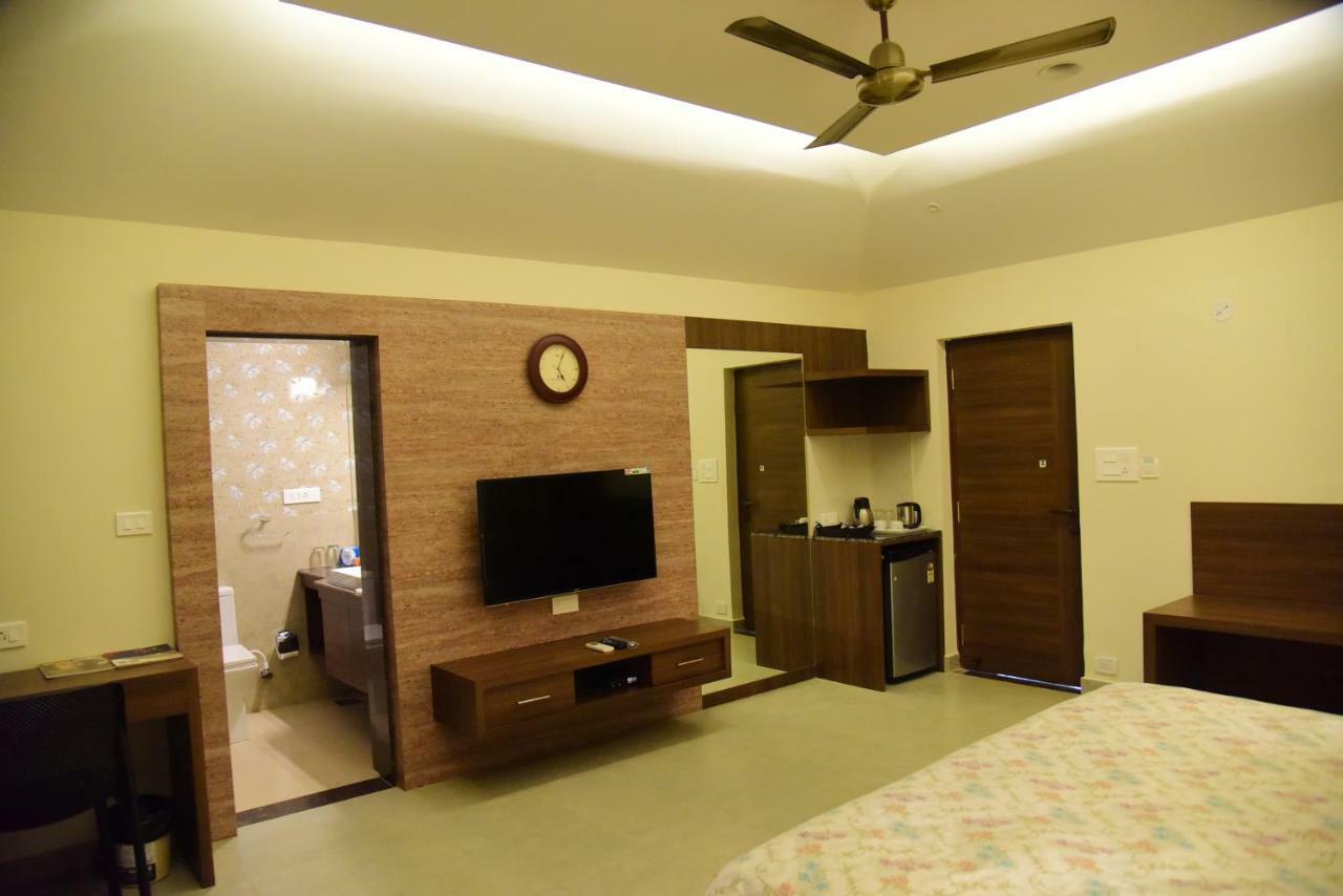 The International Centre Goa Hotel Panaji Ngoại thất bức ảnh